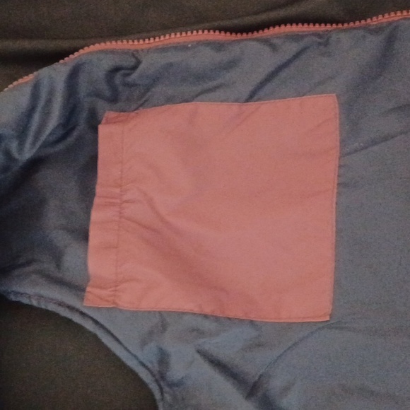 Weatherproof Vest - Picture 5 of 9